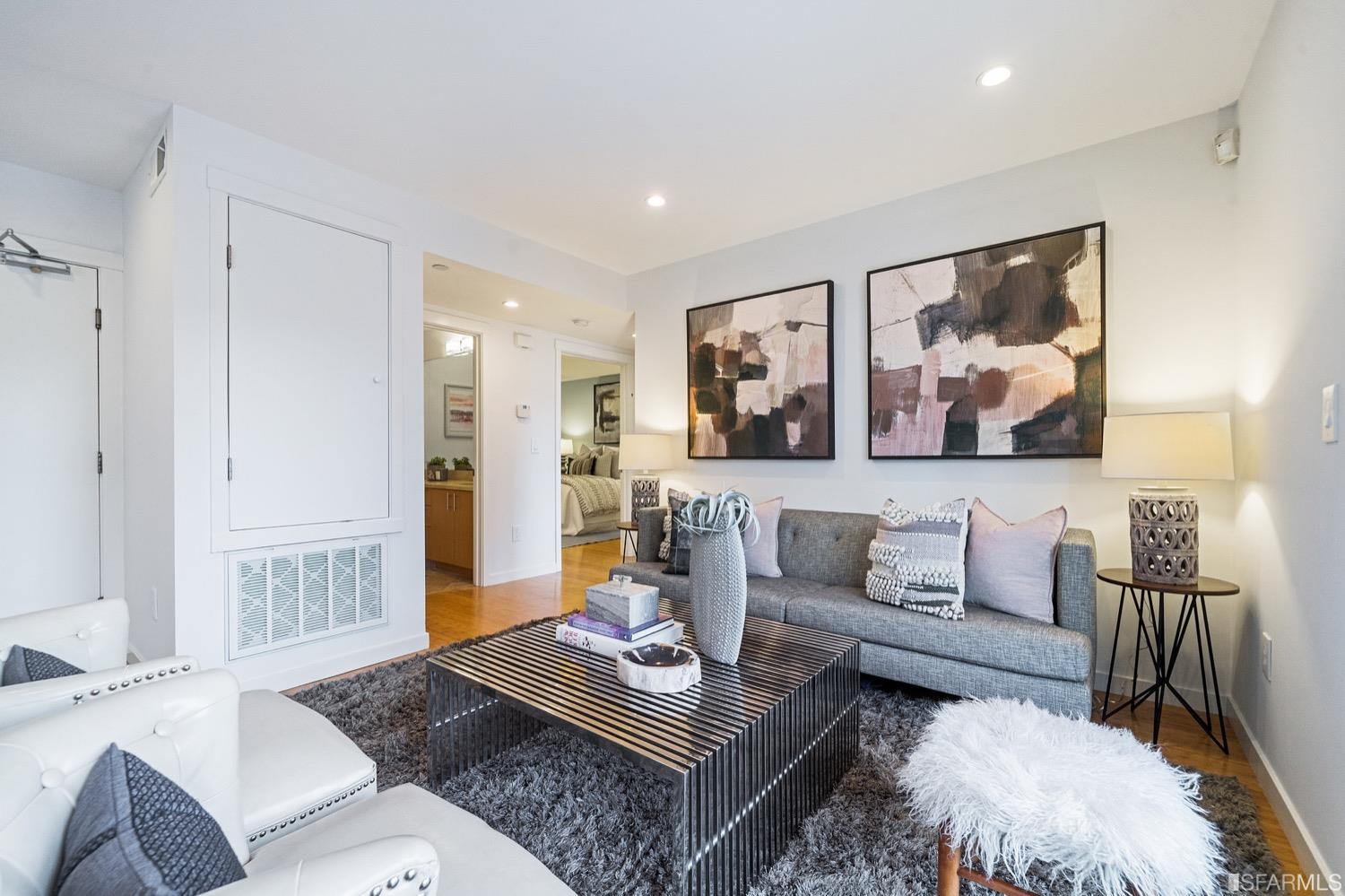 2889 24th Street Unit: 3