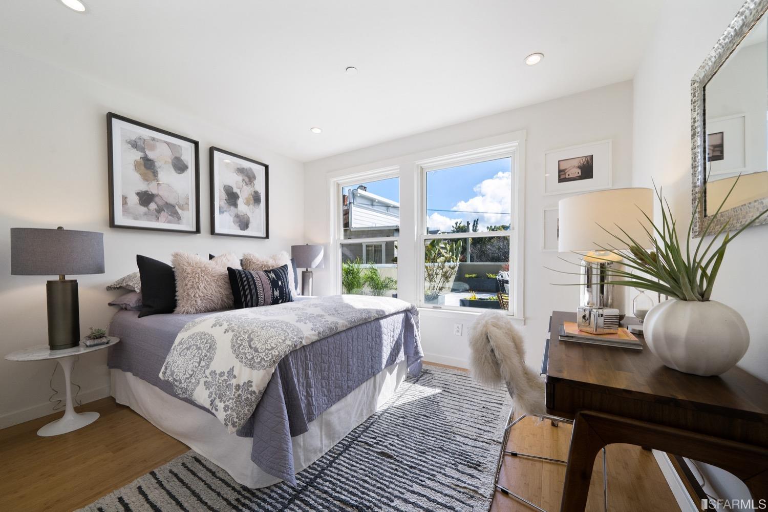 2889 24th Street Unit: 3