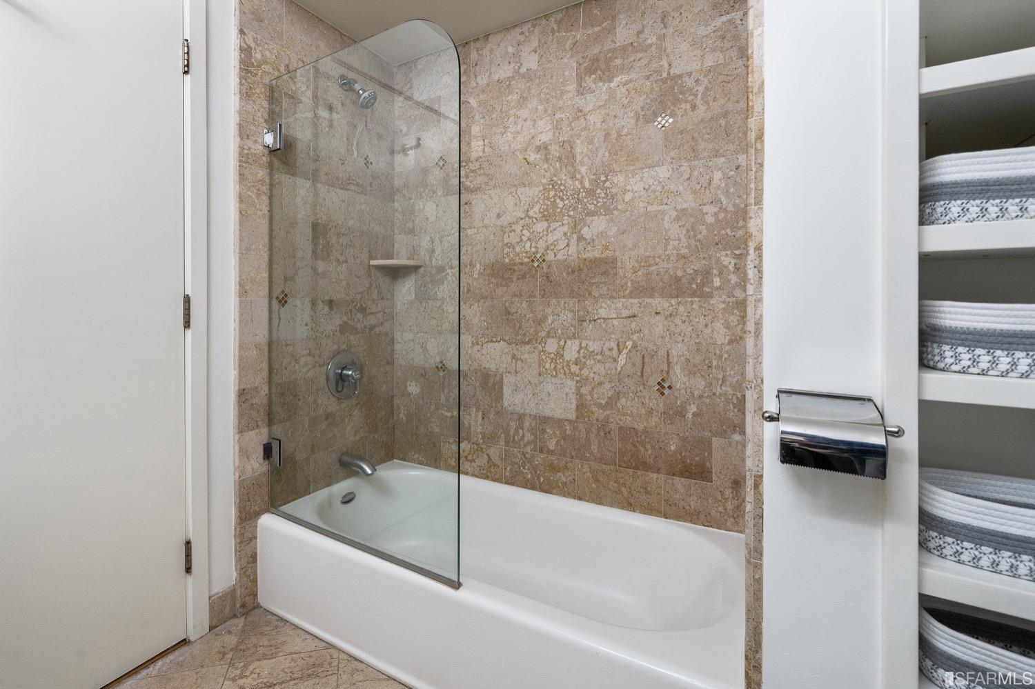 2889 24th Street Unit: 3