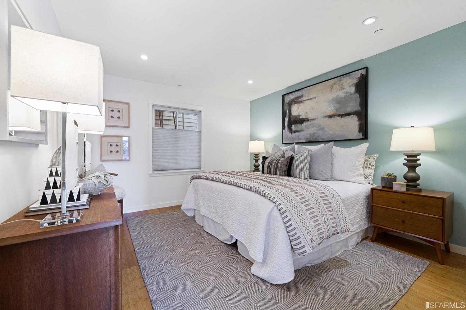 2889 24th Street Unit: 3