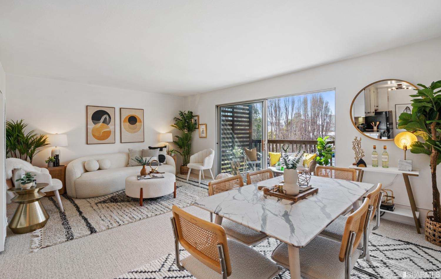 1315 Laguna Street Unit: 4