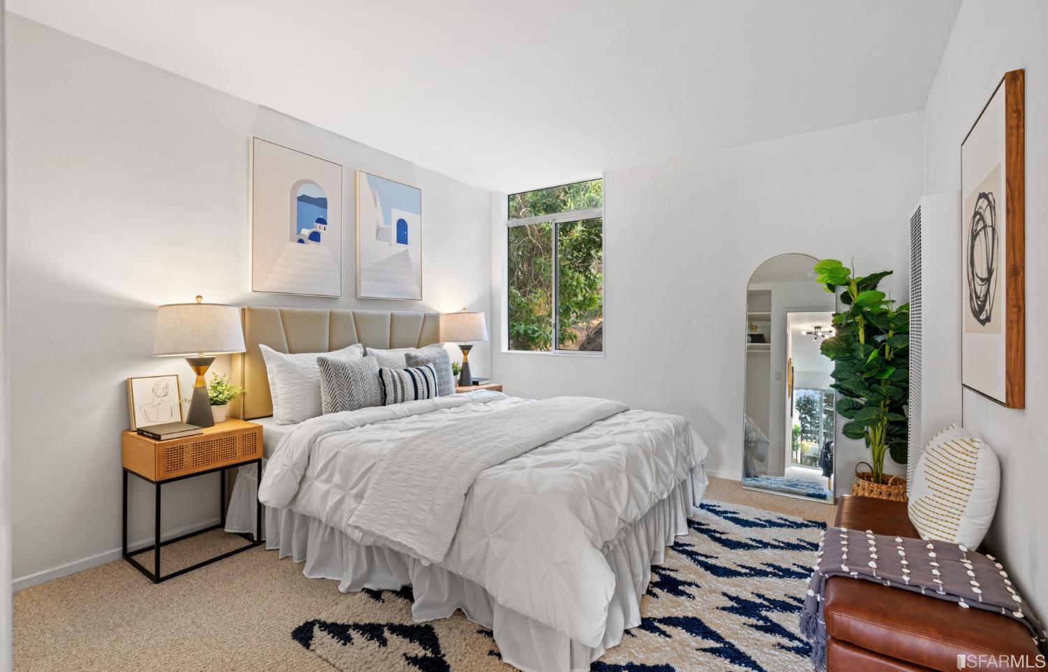 1315 Laguna Street Unit: 4