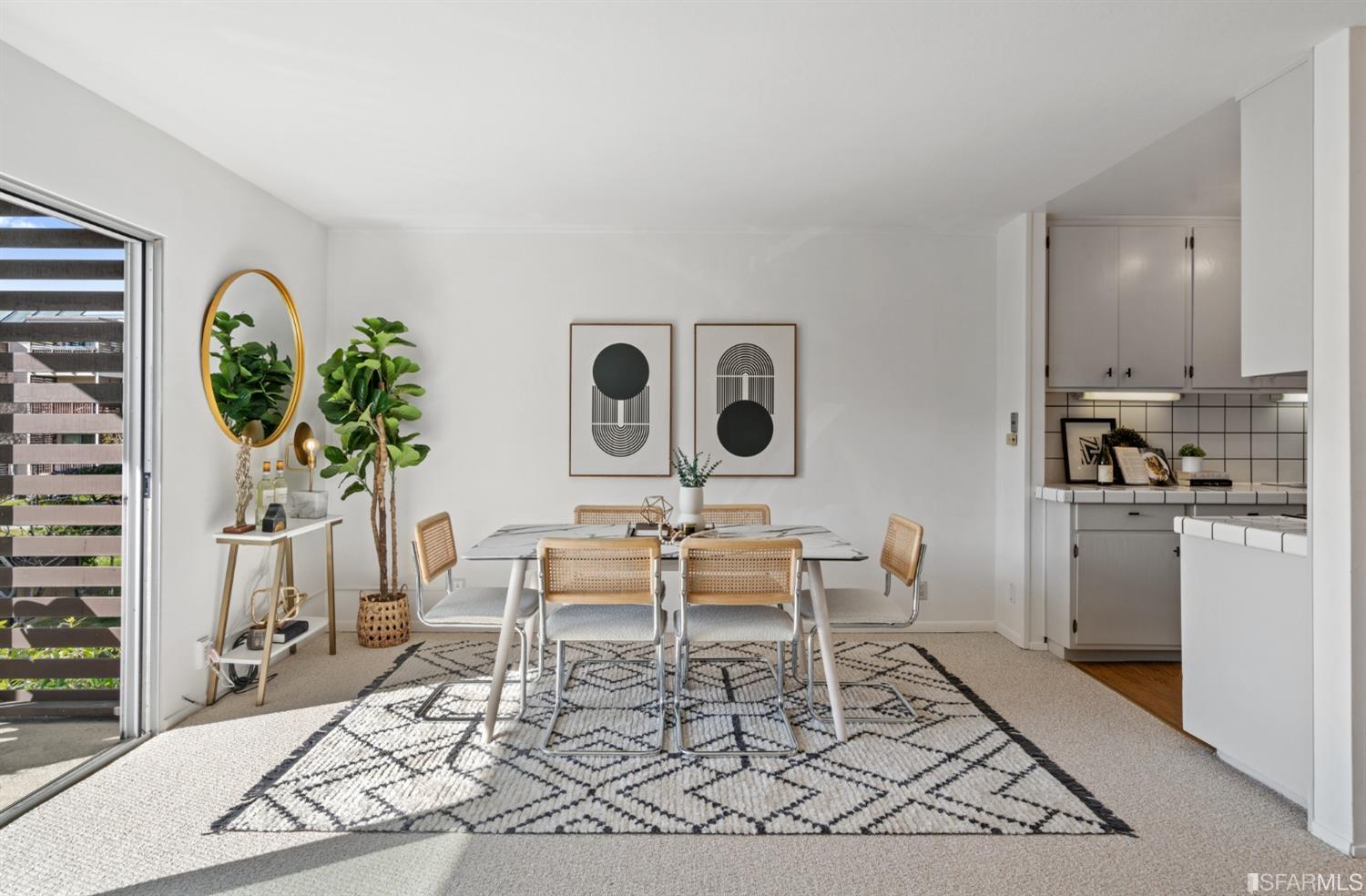 1315 Laguna Street Unit: 4