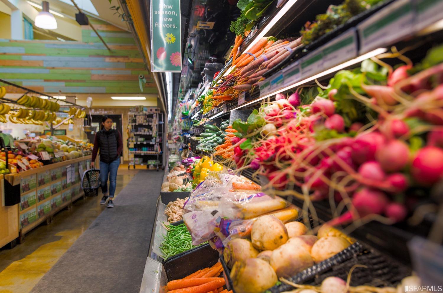 1452 Bush Street Unit: 11