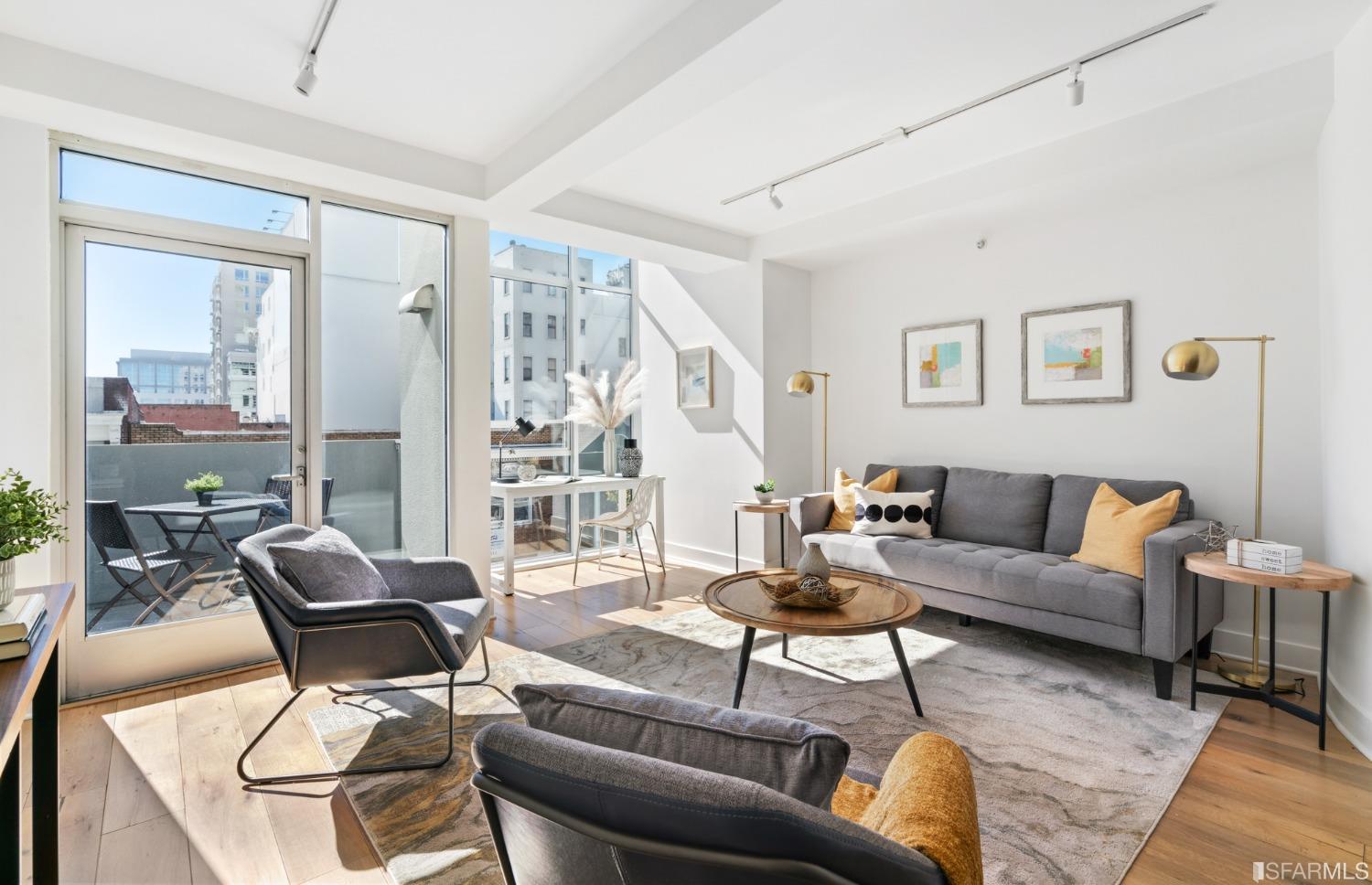 1452 Bush Street Unit: 11