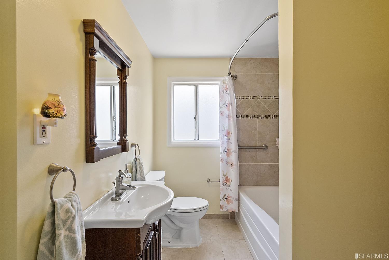 719 S South Fremont Street