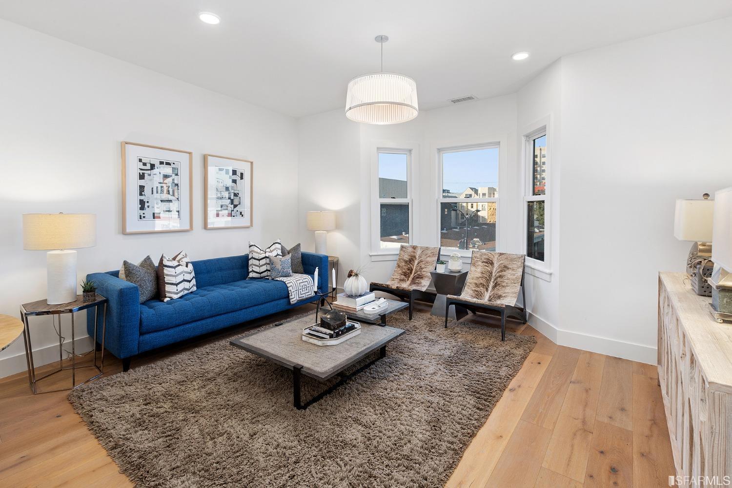 3301 Cesar Chavez Street Unit: 3309A