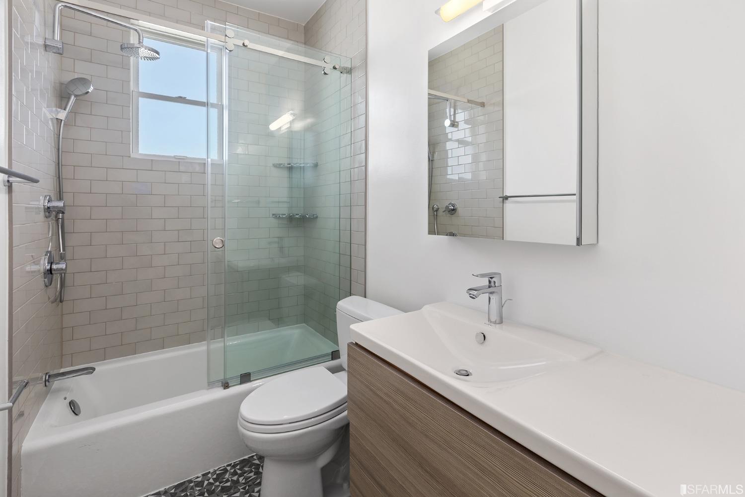 3301 Cesar Chavez Street Unit: 3309A