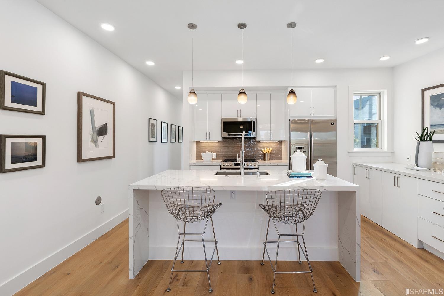 3301 Cesar Chavez Street Unit: 3309A