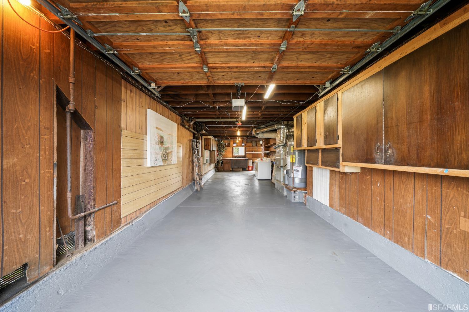 835 S Mayfair Avenue