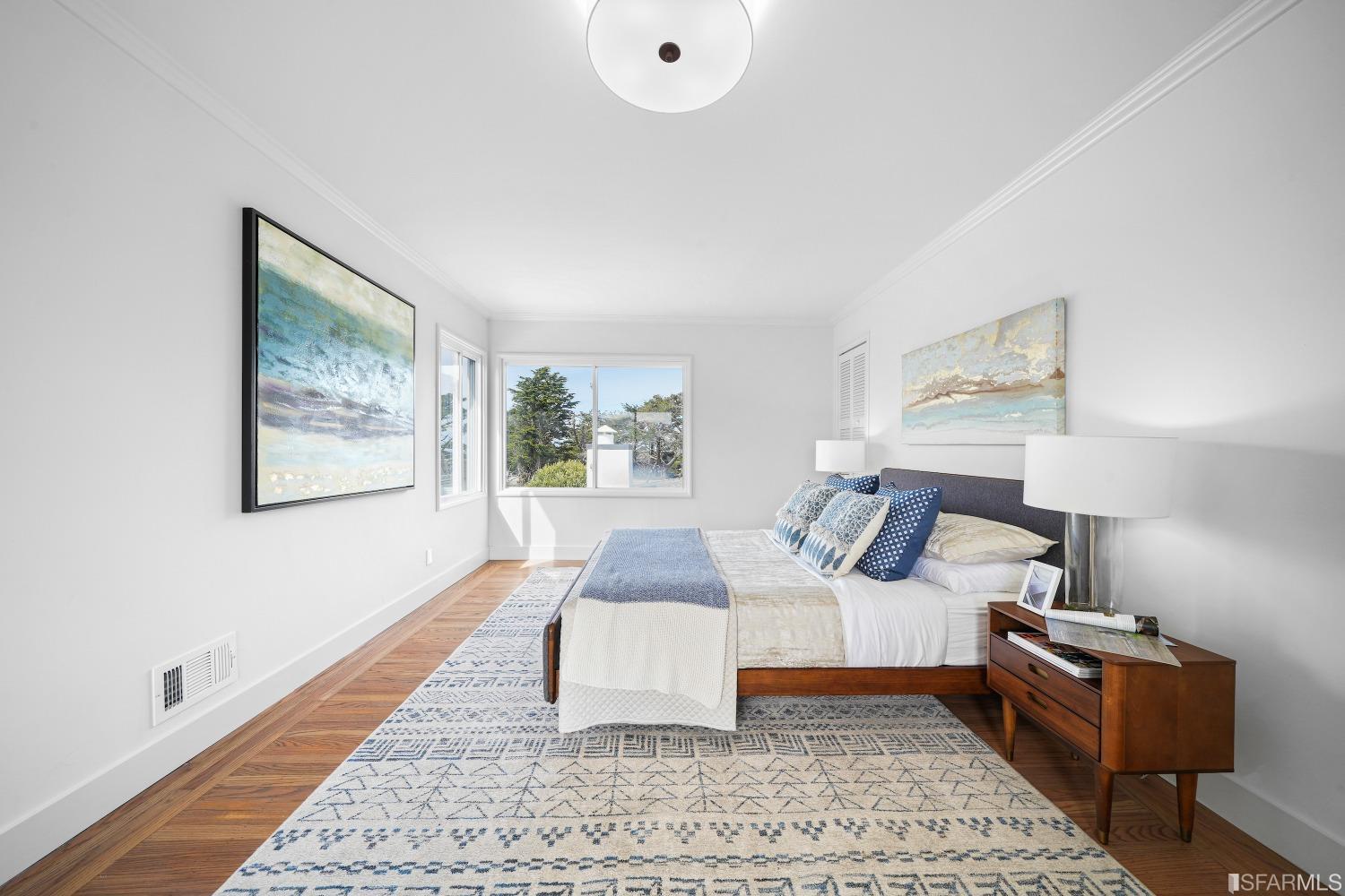 835 S Mayfair Avenue