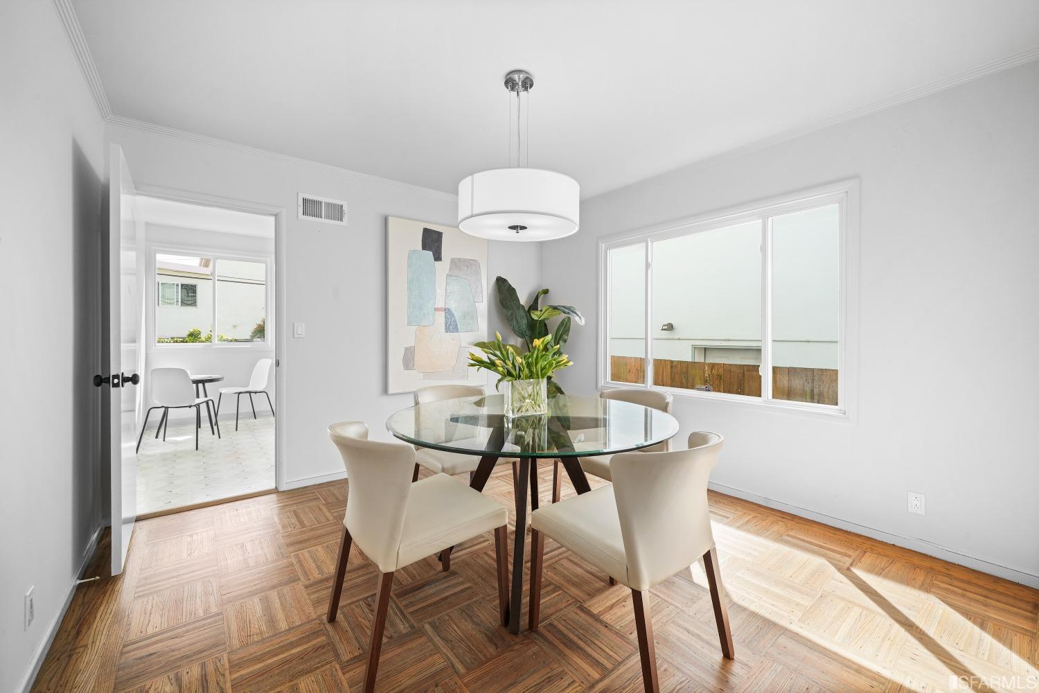 835 S Mayfair Avenue