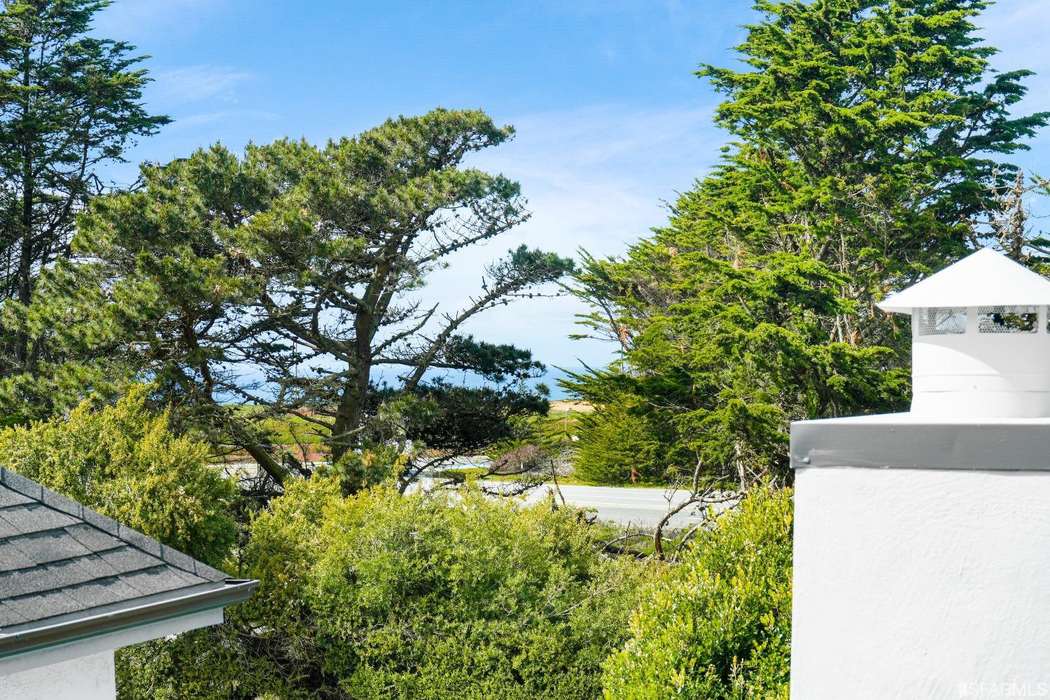 835 S Mayfair Avenue