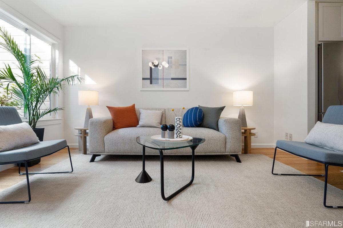 115 Carl Street Unit: 3