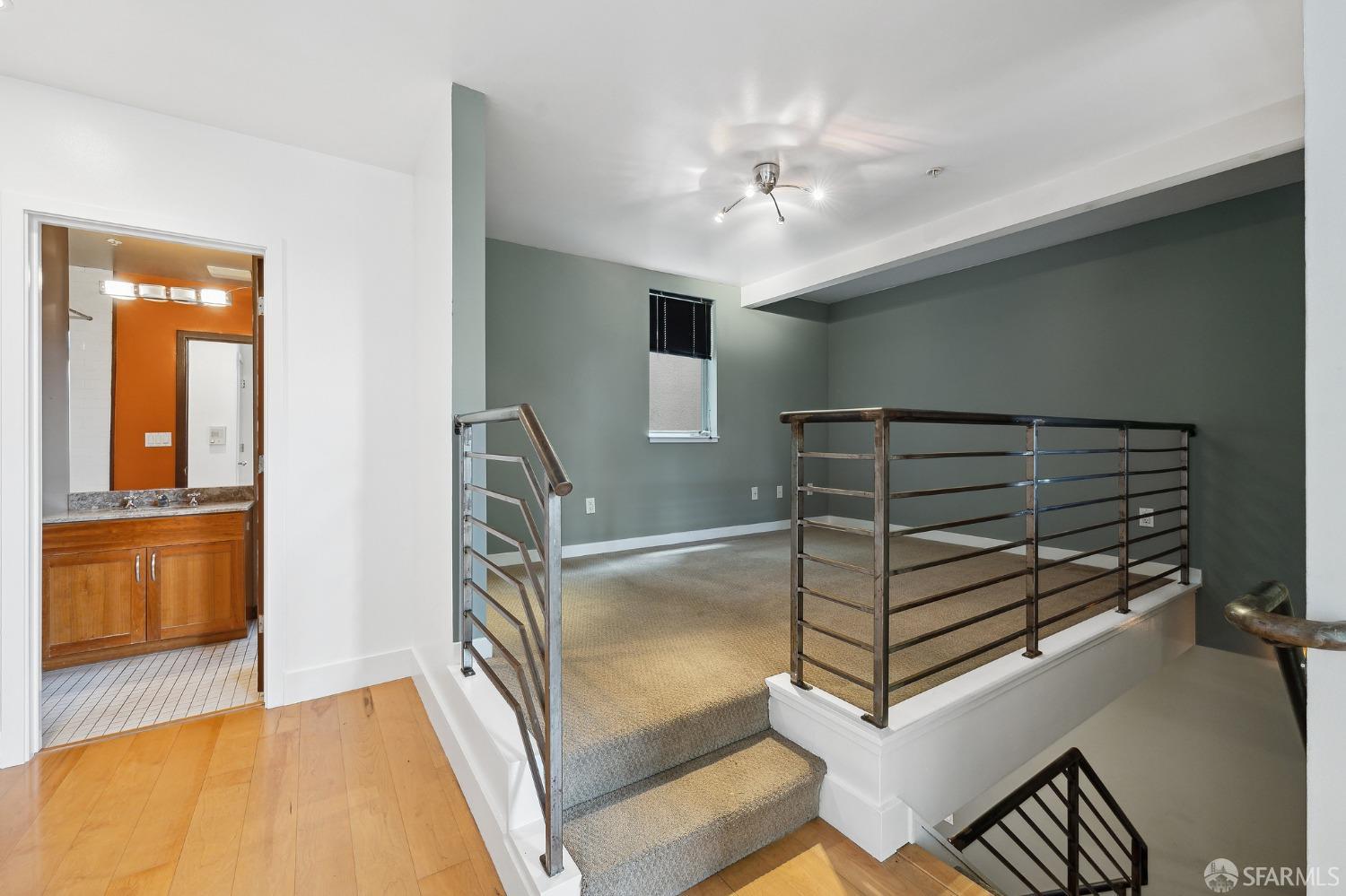 321 Langton Street Unit: 5
