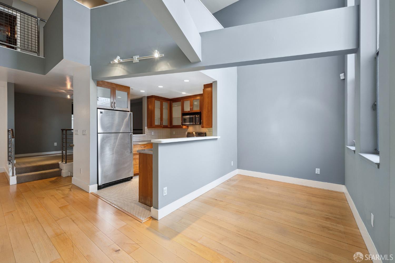 321 Langton Street Unit: 5