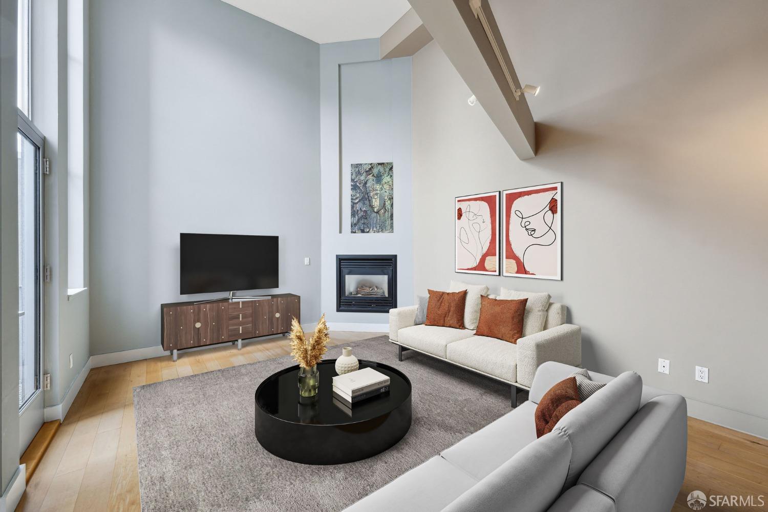 321 Langton Street Unit: 5