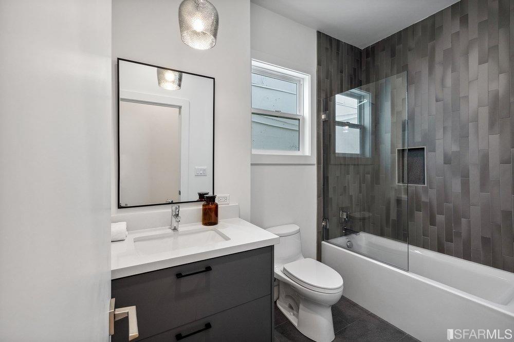 556 Sanchez Street Unit: A