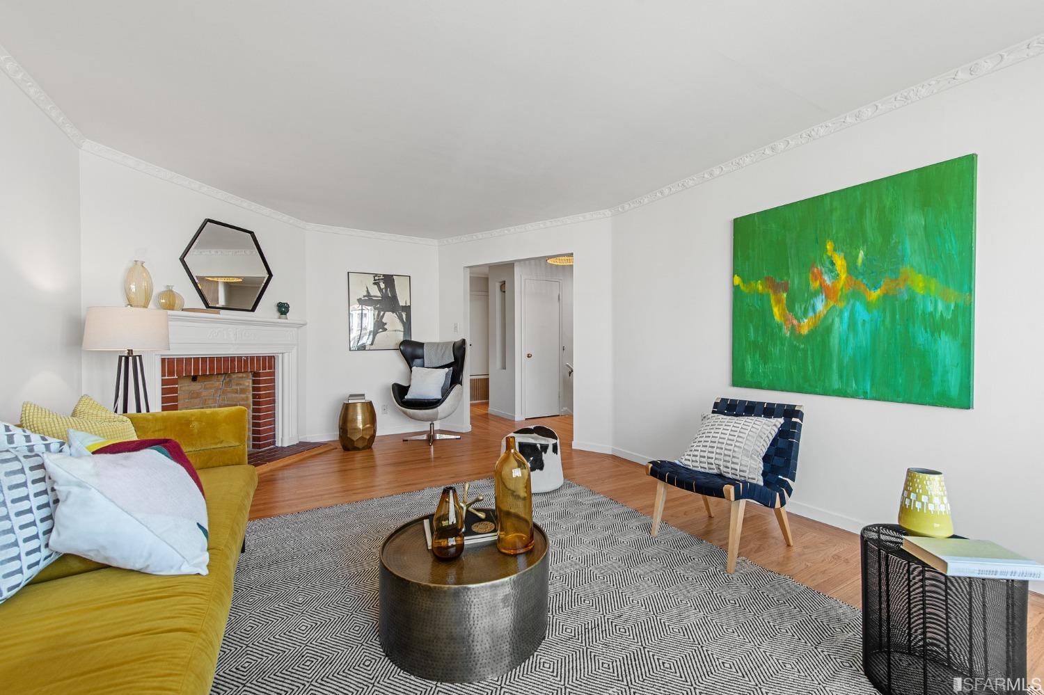 1527 Van Dyke Avenue