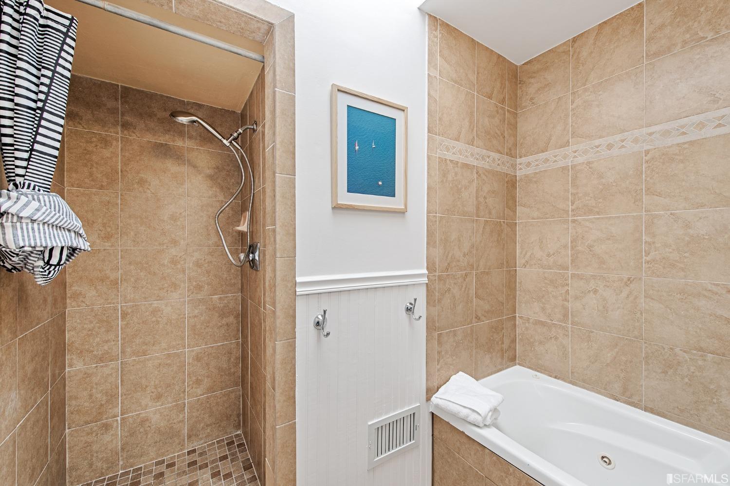 1527 Van Dyke Avenue