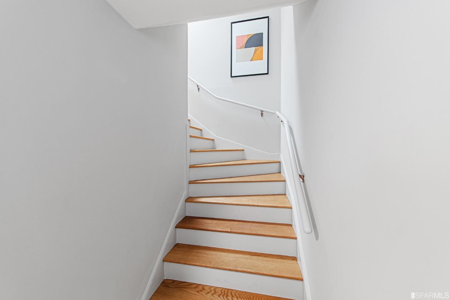 1527 Van Dyke Avenue