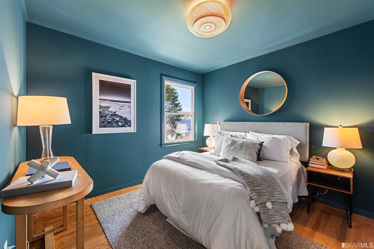 1527 Van Dyke Avenue