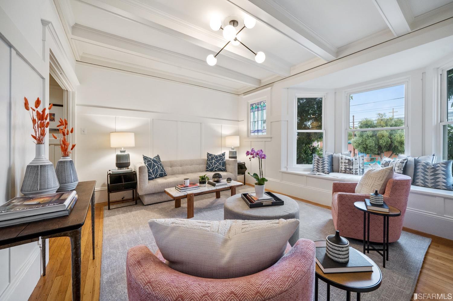 1037 S South Van Ness Avenue