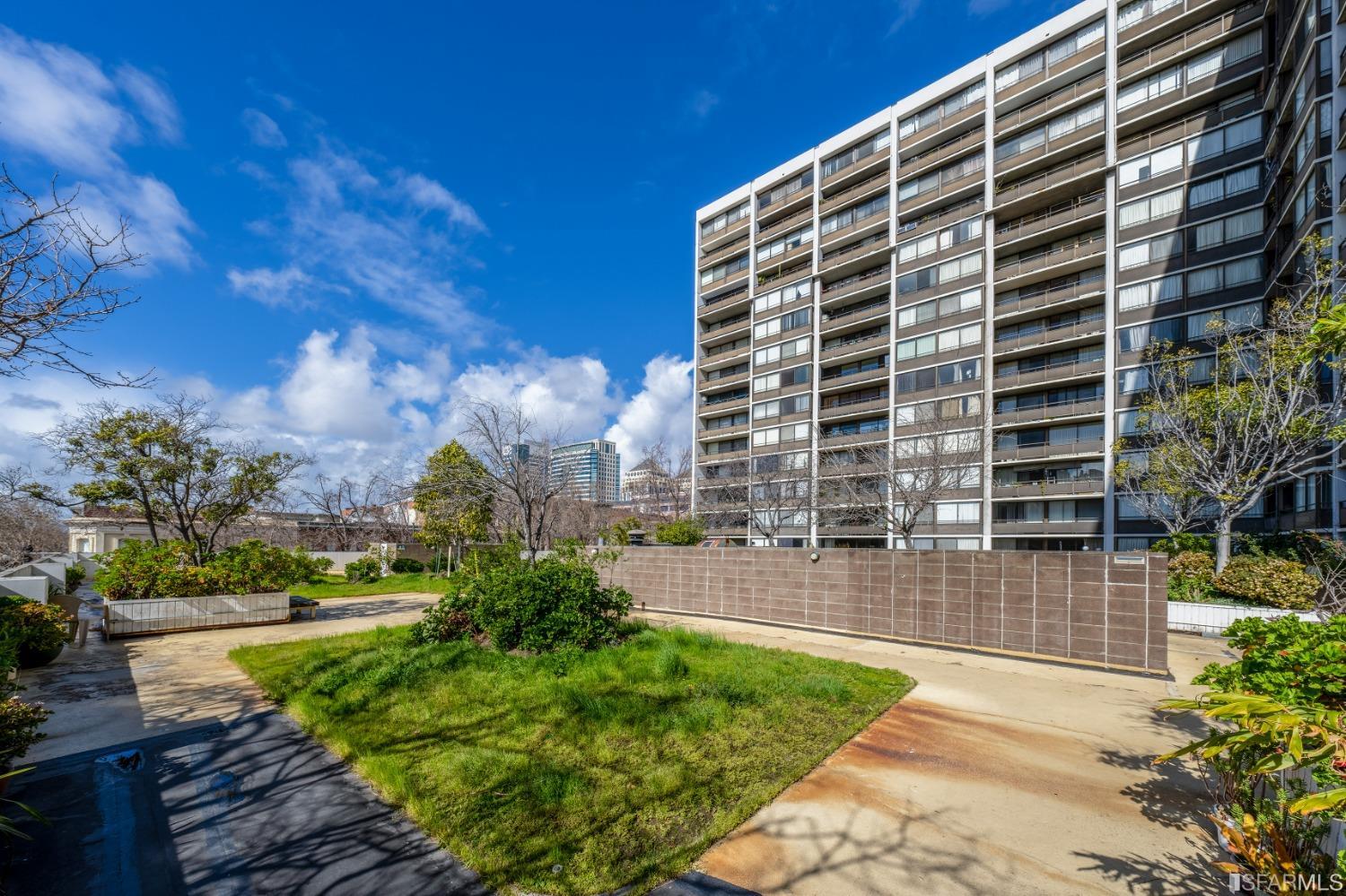 801 Franklin Street Unit: 1429