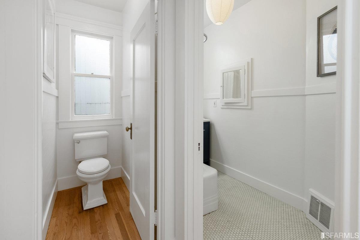 3928 Cesar Chavez Street