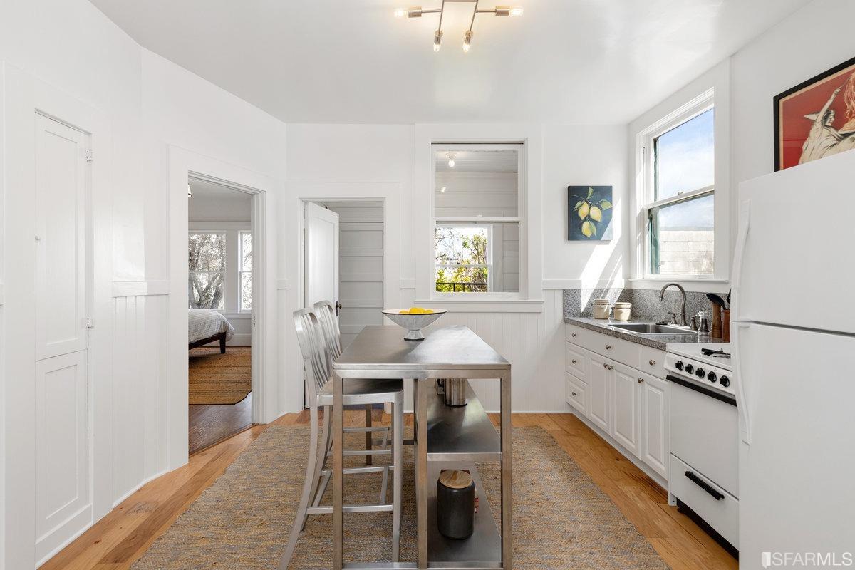 3928 Cesar Chavez Street