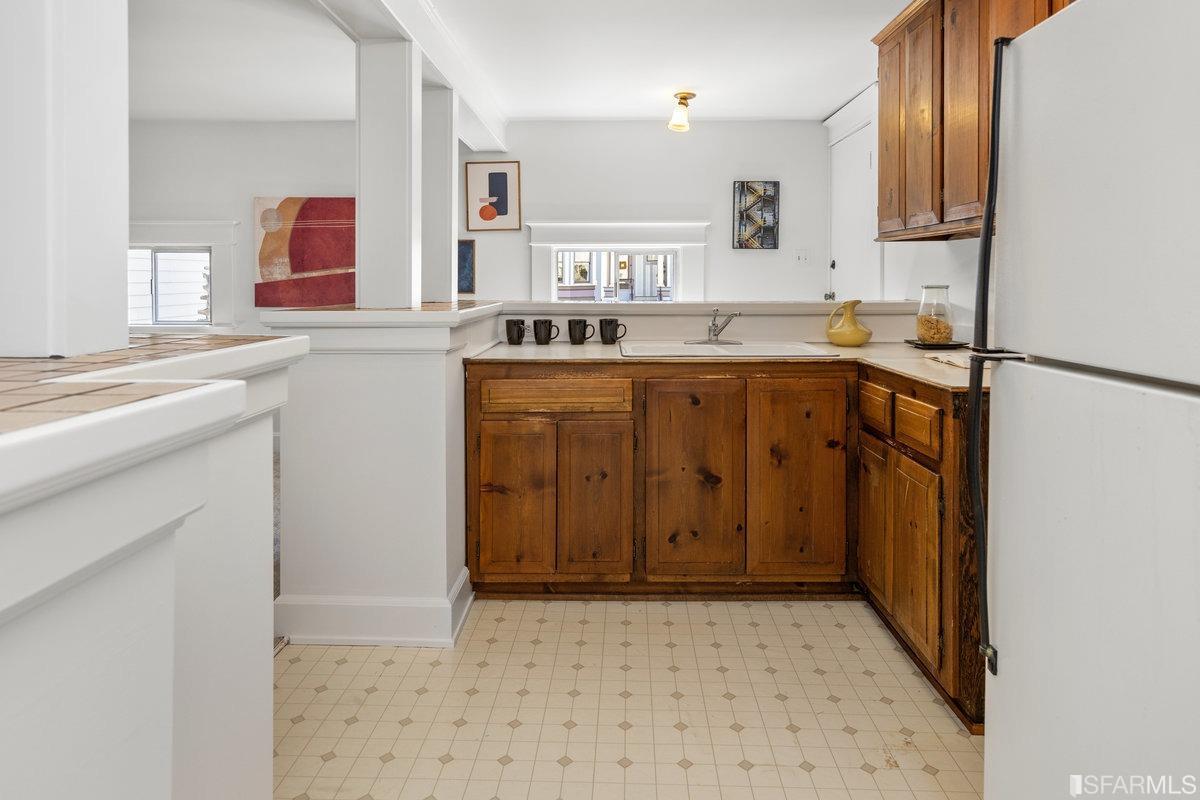 3928 Cesar Chavez Street