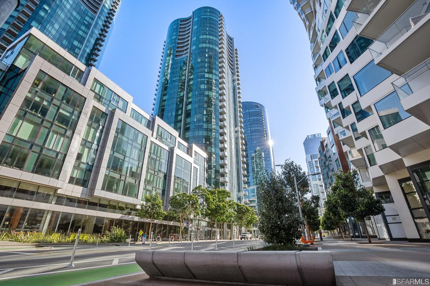 301 Main Street Unit: 24H