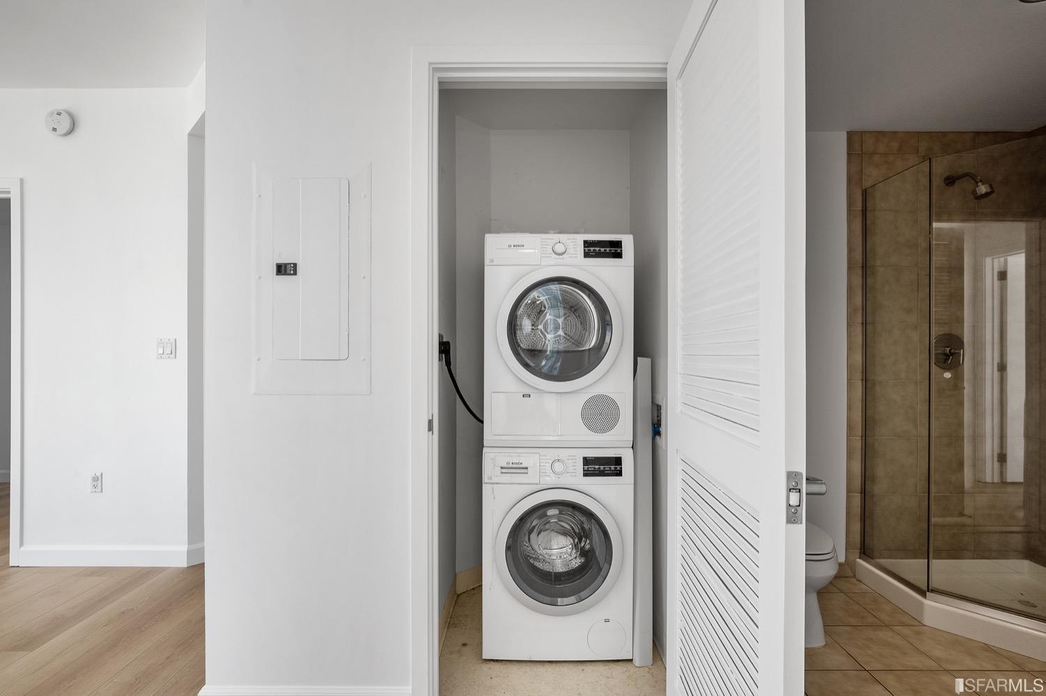 301 Main Street Unit: 24H