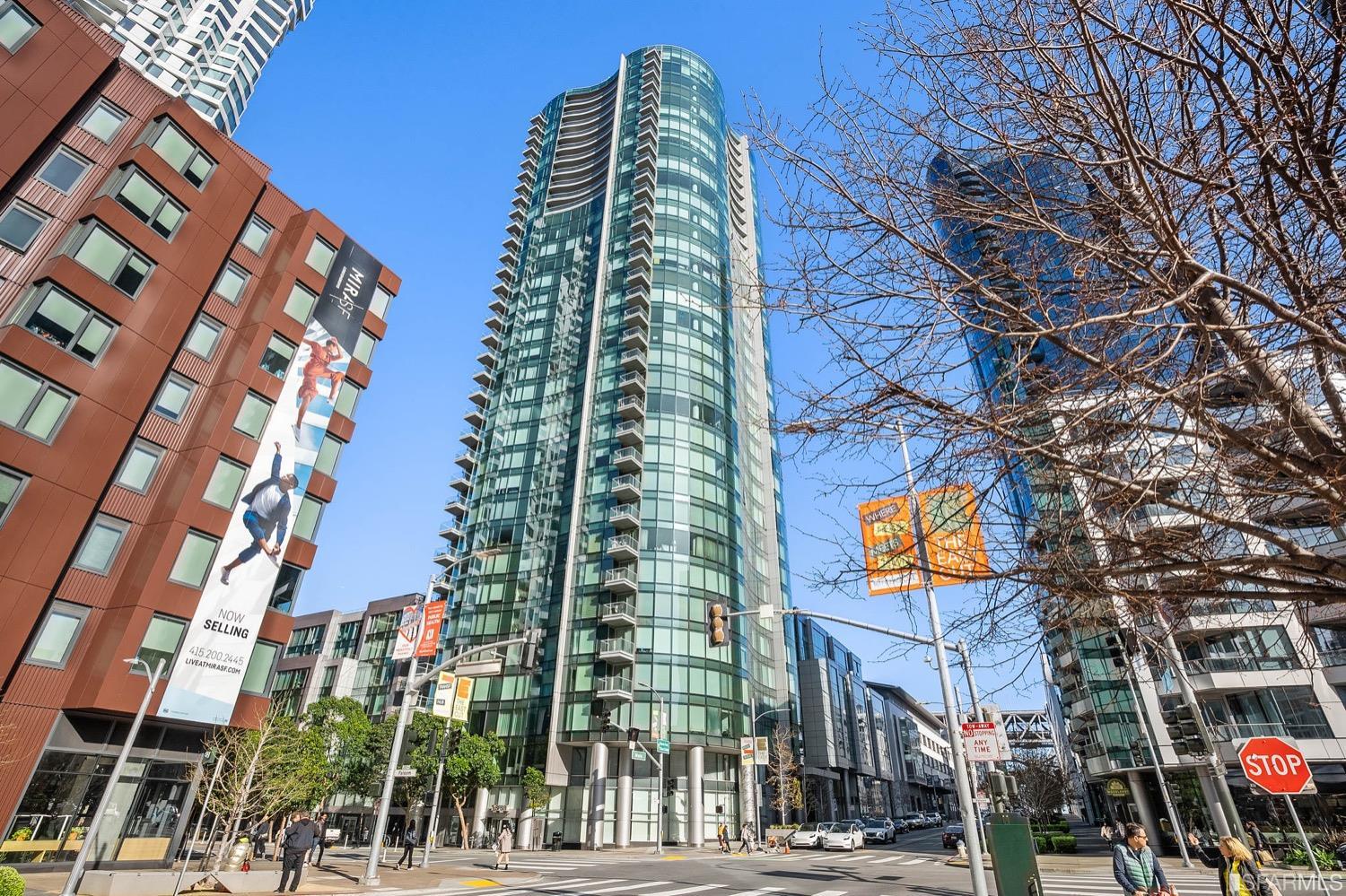 301 Main Street Unit: 24H