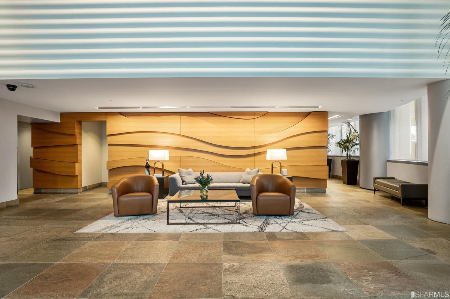 301 Main Street Unit: 24H