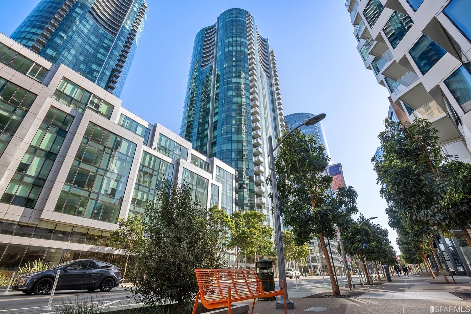 301 Main Street Unit: 24H