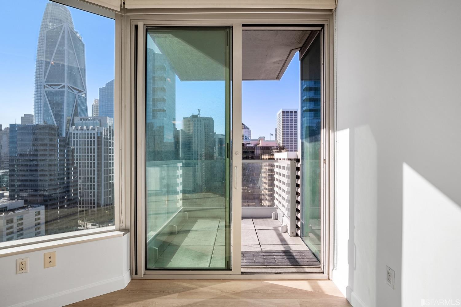 301 Main Street Unit: 24H