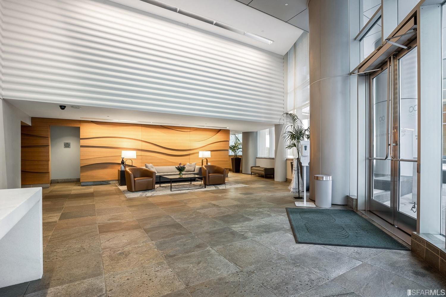 301 Main Street Unit: 24H