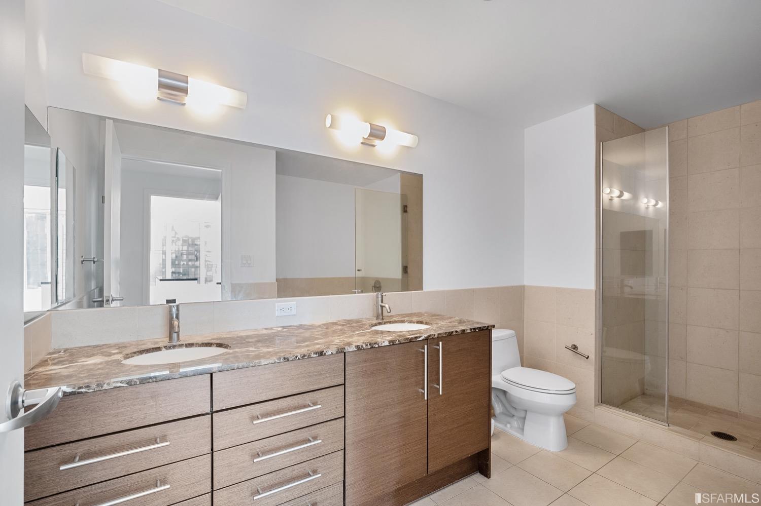 301 Main Street Unit: 24H