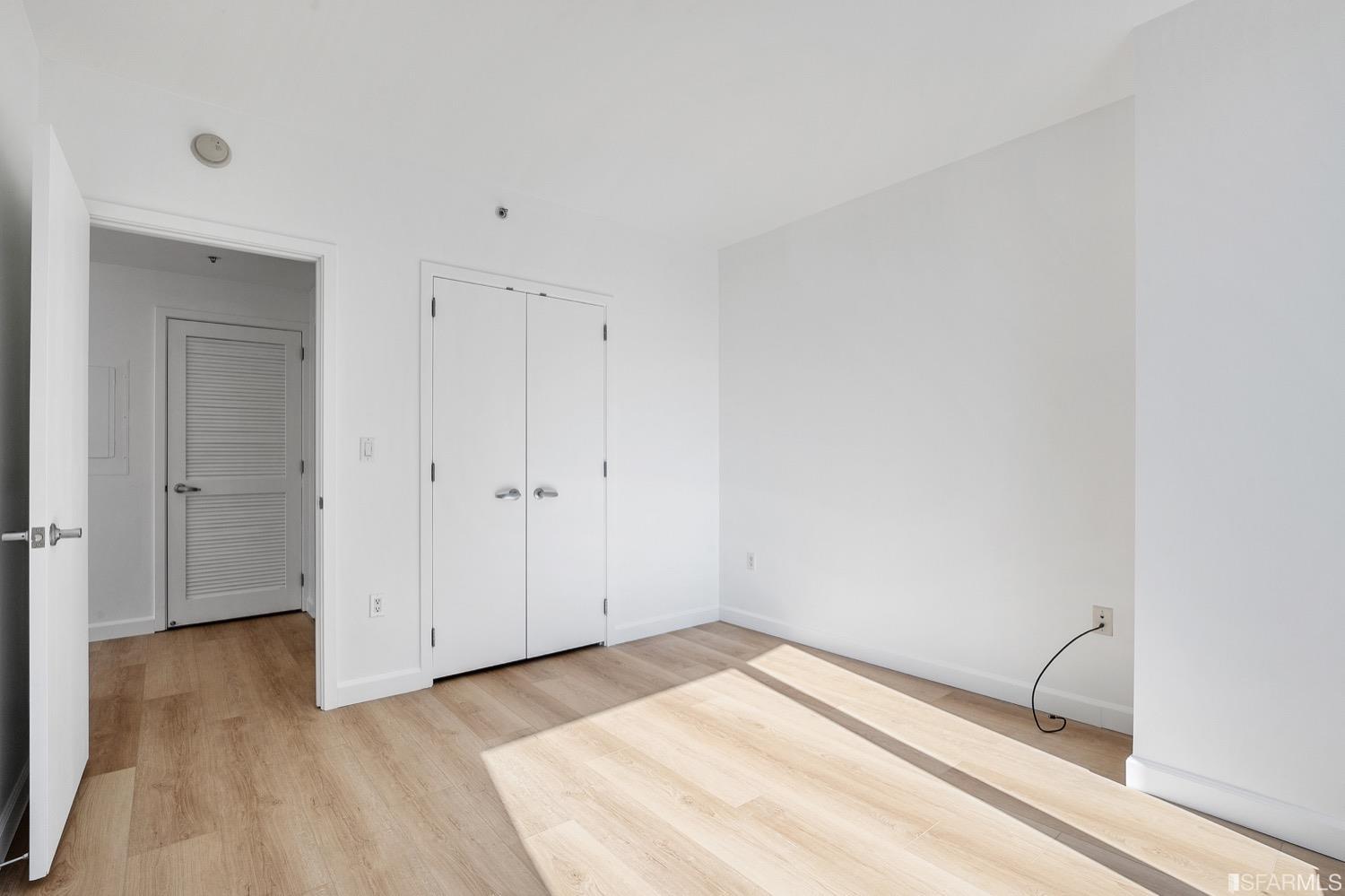 301 Main Street Unit: 24H