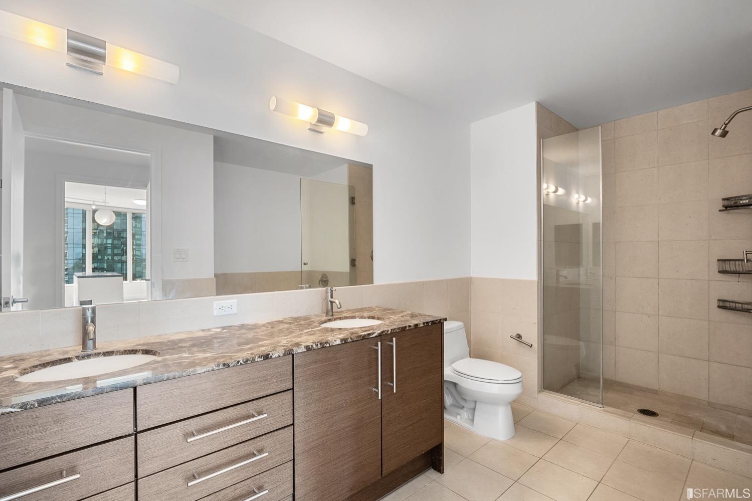 301 Main Street Unit: 24H