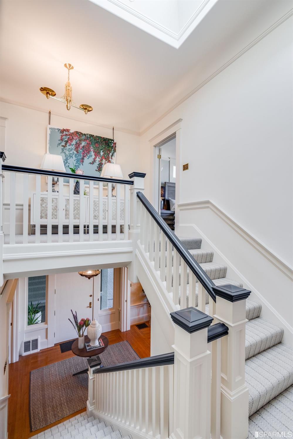 464 Belvedere Street