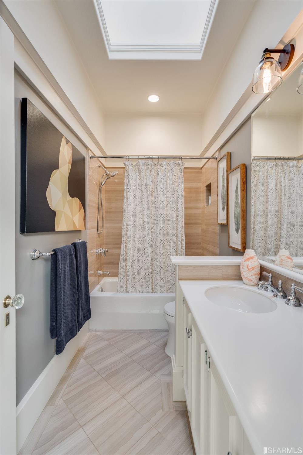 464 Belvedere Street