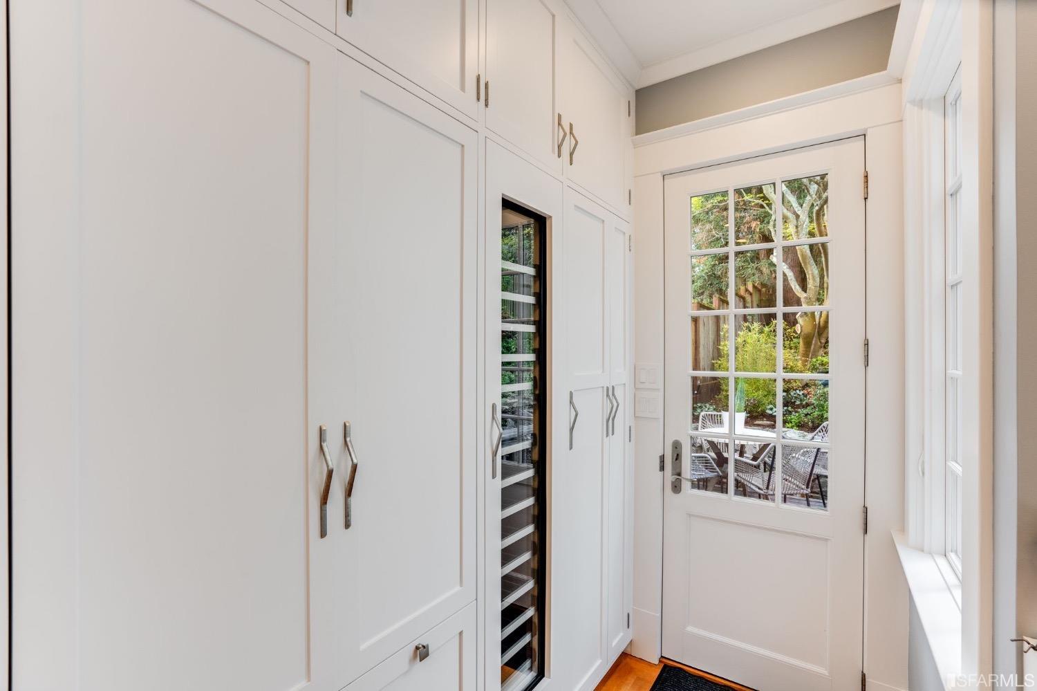 464 Belvedere Street