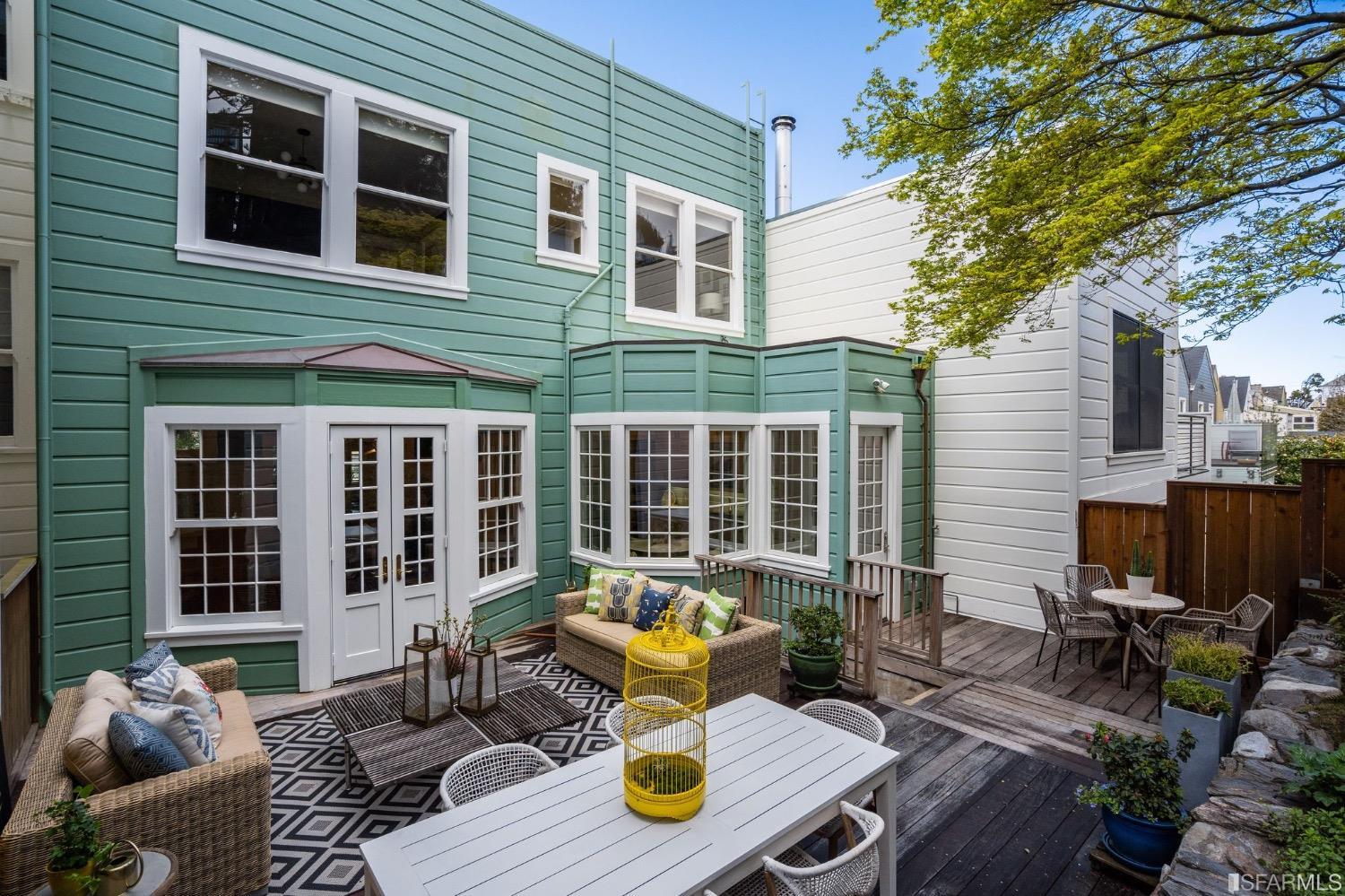 464 Belvedere Street