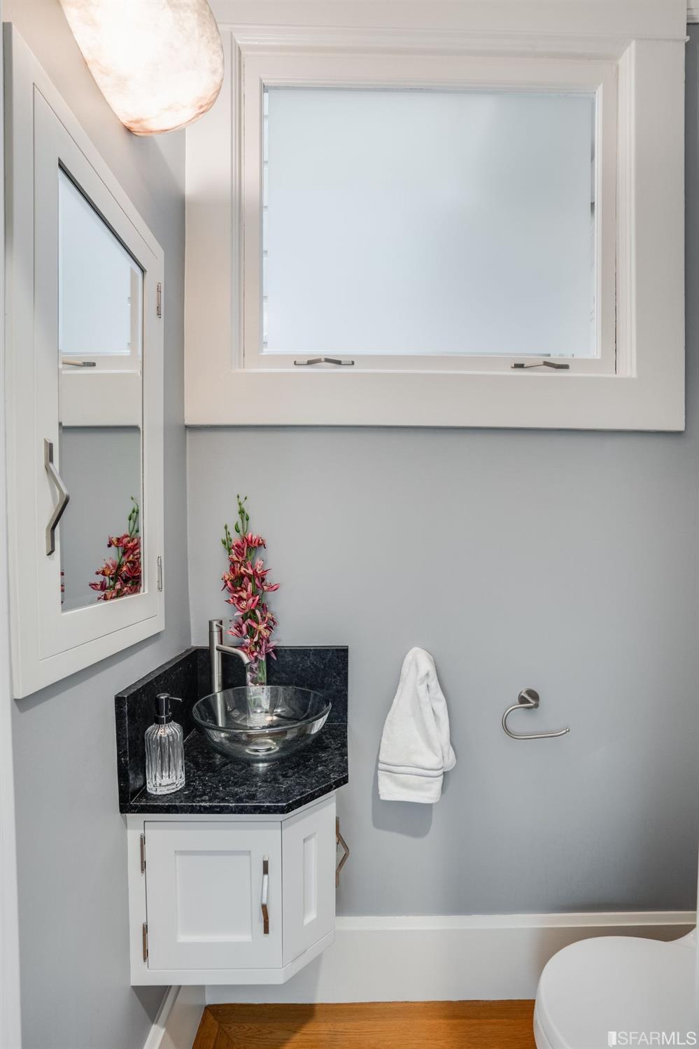 464 Belvedere Street