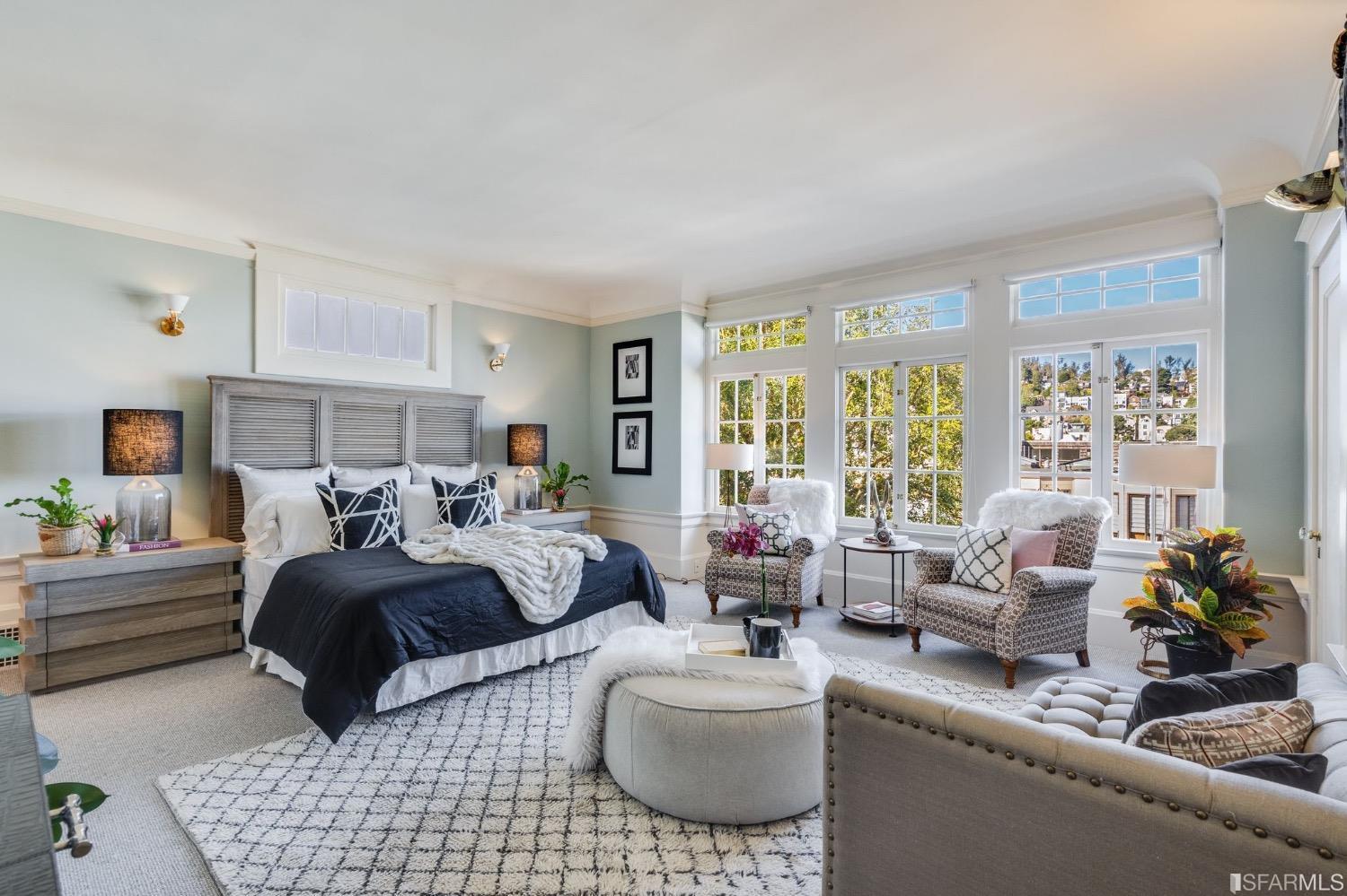 464 Belvedere Street