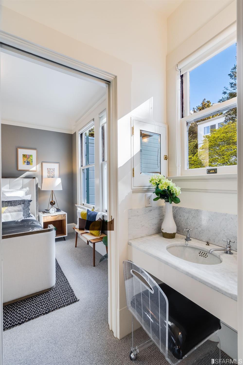 464 Belvedere Street