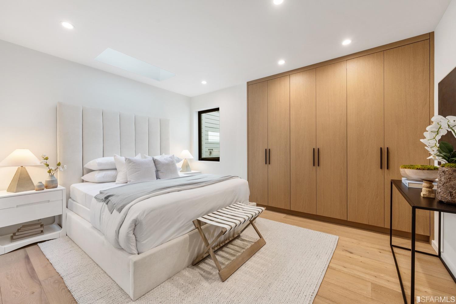 1452 Broadway Unit: 3