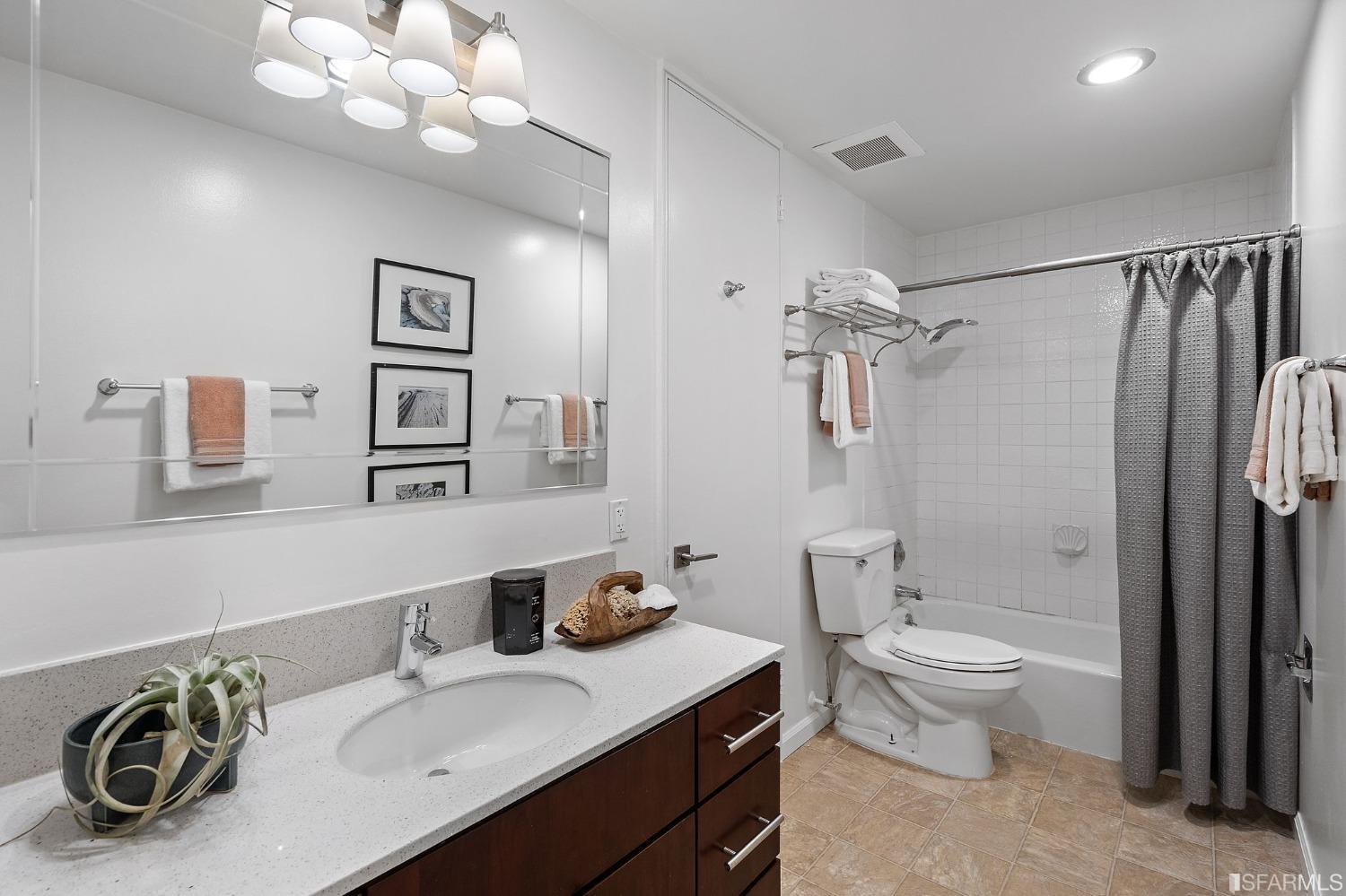 5000 Diamond Heights Boulevard Unit: 1